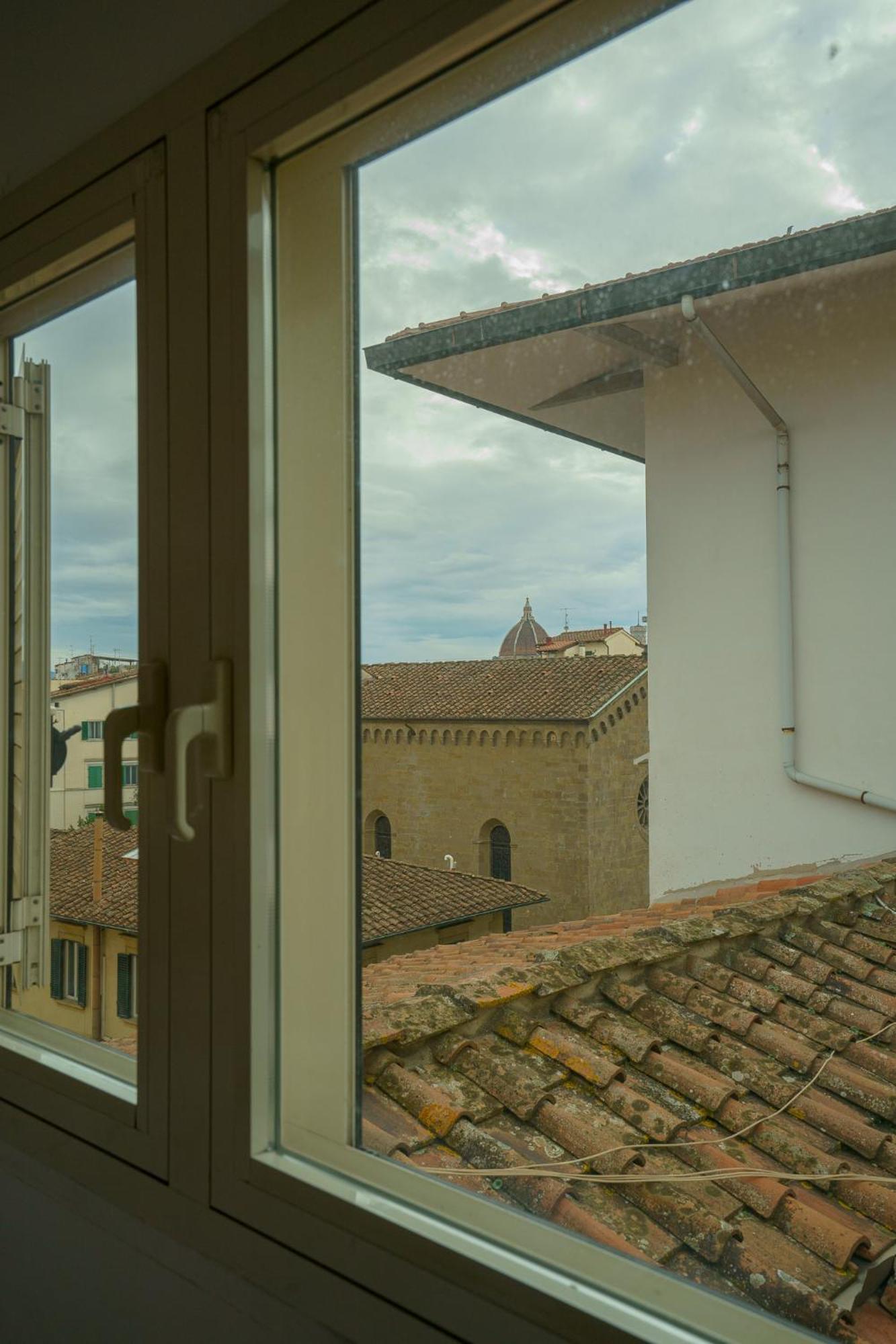Tranquil Suite Near Museums And Train Station Florence Buitenkant foto