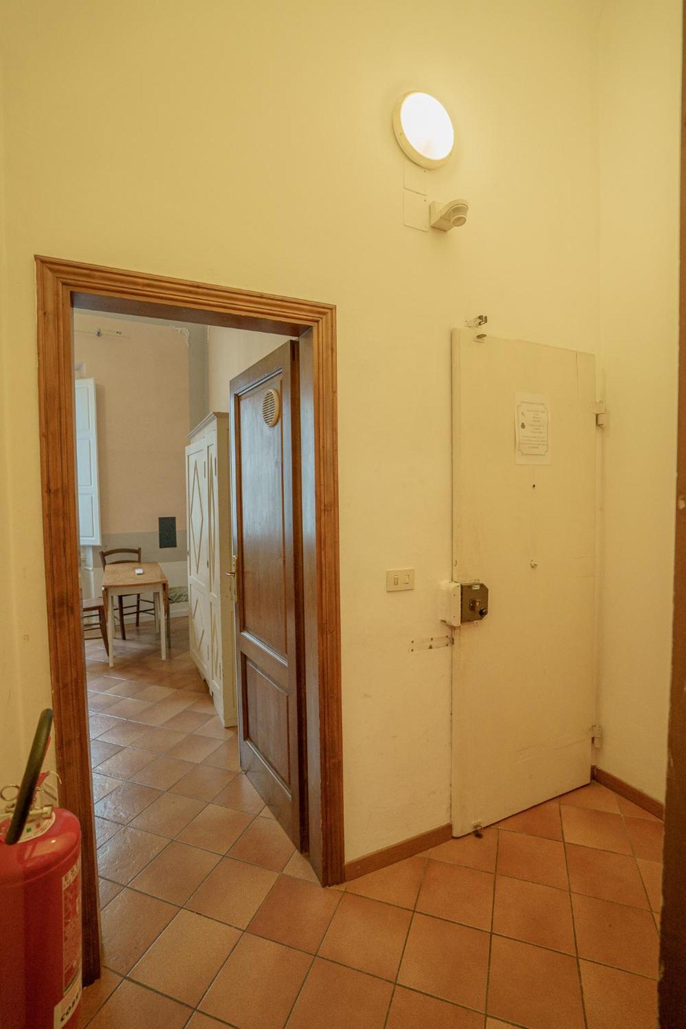 Tranquil Suite Near Museums And Train Station Florence Buitenkant foto