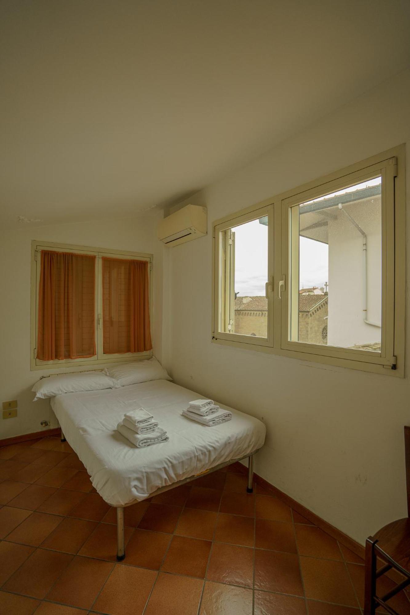 Tranquil Suite Near Museums And Train Station Florence Buitenkant foto